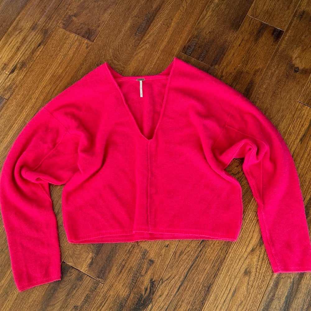 Free People Solitaire Cashmere V neck Sweater in gorgeous bright color size S - Picture 4 of 10
